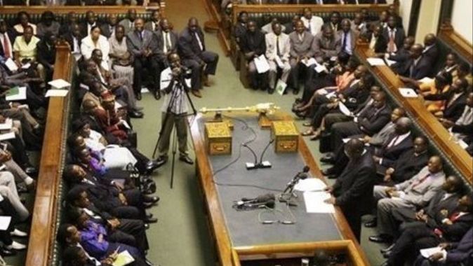 Zimbabve&#039;de 7 kabine üyesi görevden alındı