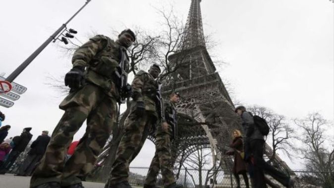 Fransa&#039;da olağanüstü güvenlik önlemleri
