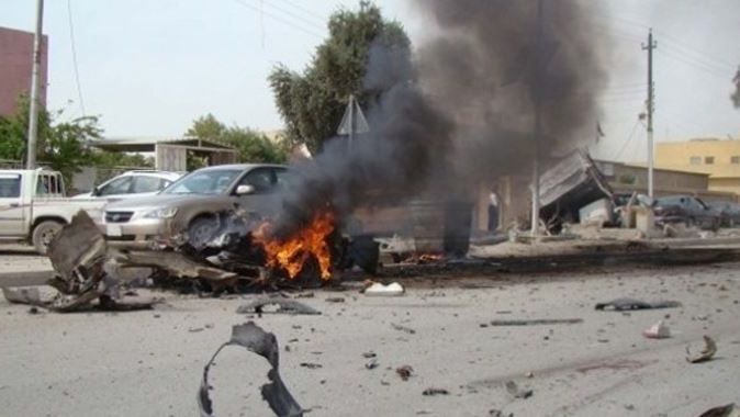 Irak&#039;ta kan durmuyor, 3 ölü 13 yaralı