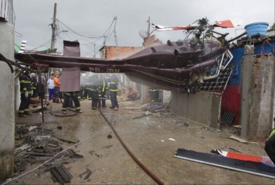 Brezilya&#039;da helikopter düştü: 5 ölü