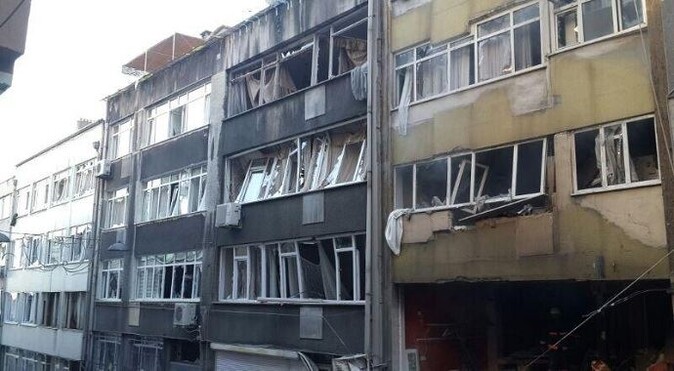 Taksim&#039;deki patlamanın dehşeti bu tweet&#039;lerde