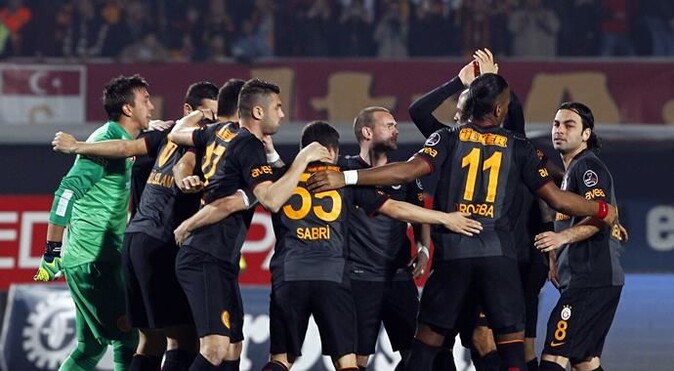 Galatasaray&#039;da Beşiktaş mesaisi başladı