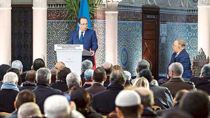 Hollande, 100 bin şehid için camide