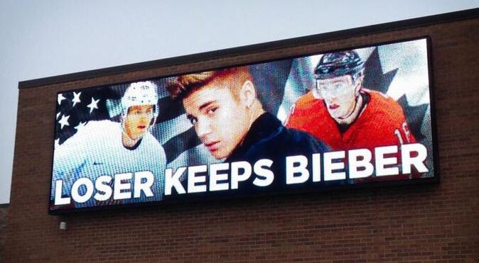 Justin Bieber&#039;ı bu billboard çok kızdırdı!