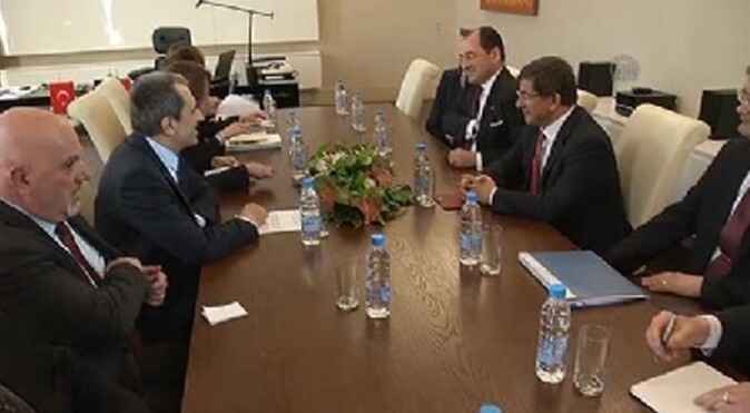 Dışişleri Bakanı Davutoğlu Bulgaristan&#039;da