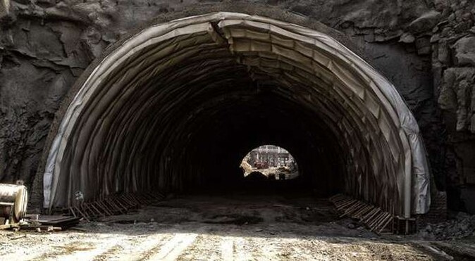 Tünel inşaatında feci ölüm