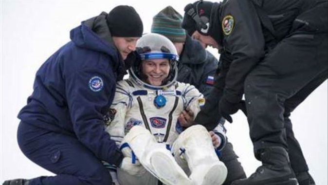 Soyuz Dünya&#039;ya döndü