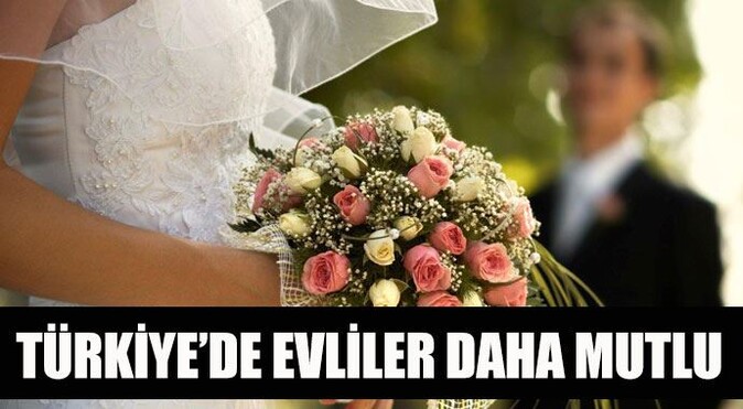 Türkiye&#039;de evliler daha mutlu