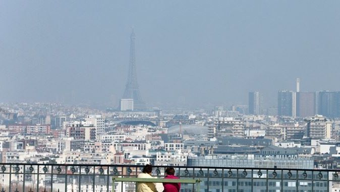 Fransa&#039;da hava kirliliği alarmı sürüyor