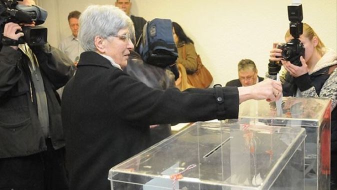 Sırbistan&#039;da genel seçimler başladı, halk sandık başında