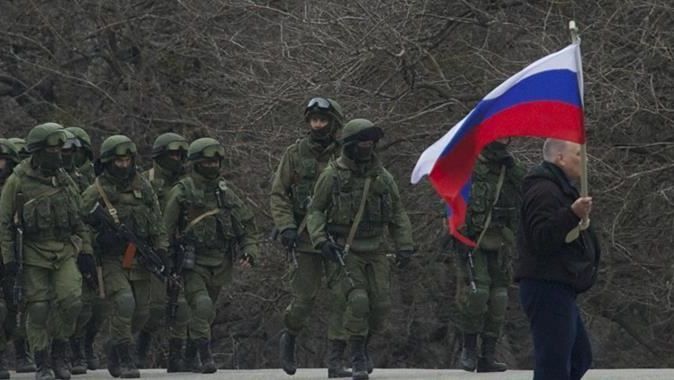 Kırımlılar Rus Askerlerini karşıladı