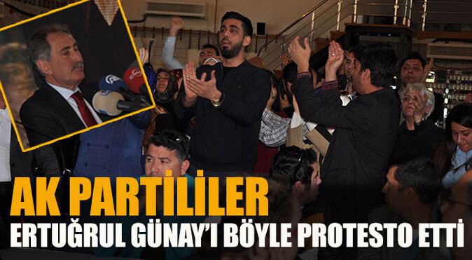 AK Partililer Ertuğrul Günay&#039;ı böyle protesto etti