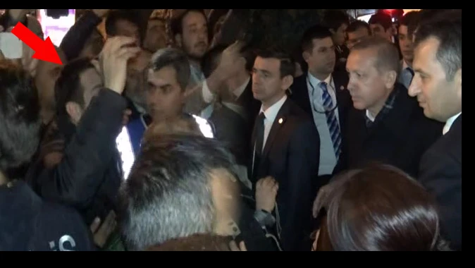 Başbakan Erdoğan&#039;ın önünü kesti, bakın ne istedi - İZLE