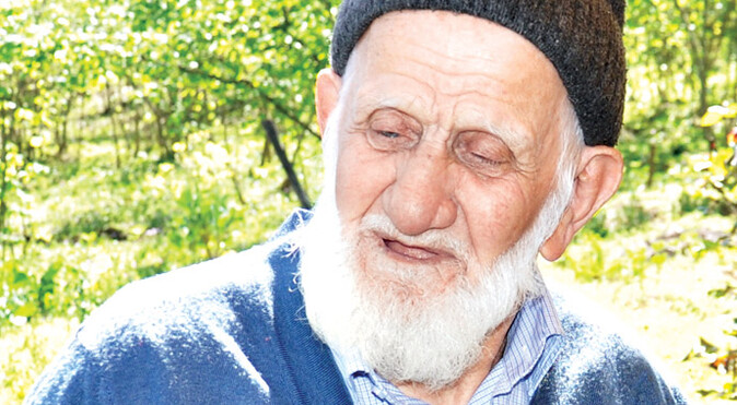 90 yaşındaki Mahmut dedeye teşekkür telefonu İZLE