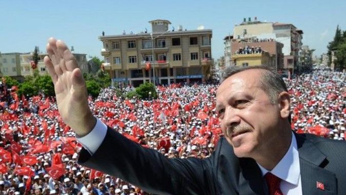 Başbakan Erdoğan Karabük&#039;te halkla biraraya geldi