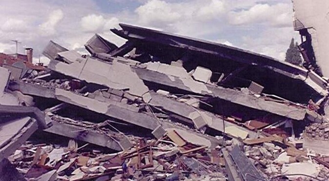 Türkiye&#039;de geçen sene 25 bin 775 deprem oldu