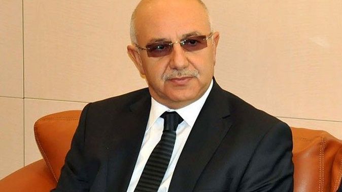 Ahmet Öksüzkaya istifa etti, Ahmet Öksüzkaya kimdir?
