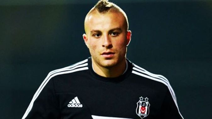 Beşiktaş&#039;ta Gökhan Töre krizi!