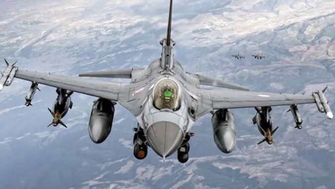 Suriye&#039;den Türk F-16&#039;sına taciz!
