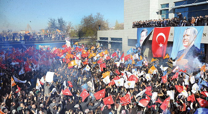 Ankara&#039;da sabah olmadı! Kıran kırana mücadele...