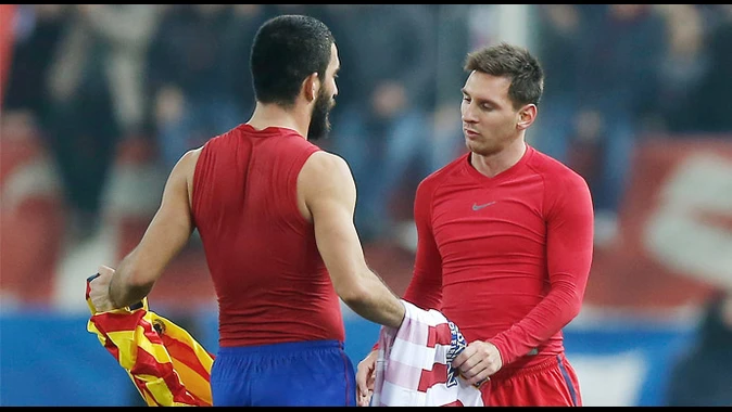 Arda Turan, Messi kapışması nefesleri kesecek!