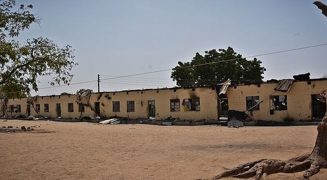 Nijerya&#039;da yaklaşık 200 kız öğrenci kaçırıldı