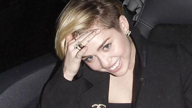 Miley Cyrus&#039;ın kalbi iflas etti!