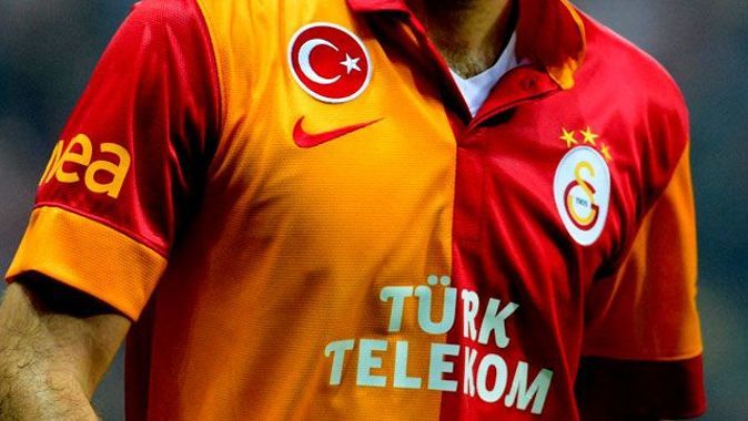 Galatasaray&#039;ın milli yıldızı yuvadan uçuyor!