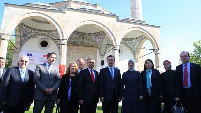 Kosova&#039;da Fatih Camii çevre düzenlemesi bitirildi