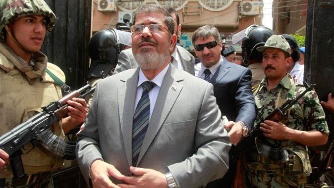Mursi davası ertelendi