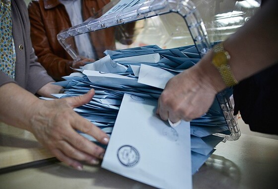 Adana&#039;daki seçimlerde beklenmedik gelişme