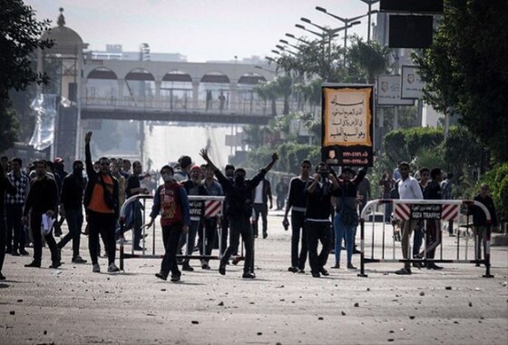 Mısır&#039;da göstericilere müdahale, 15 yaralı var