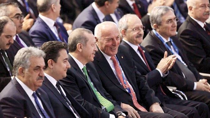 Başbakan Erdoğan: &#039;Anayasada uzlaşmadan kaçıyorlar&#039;