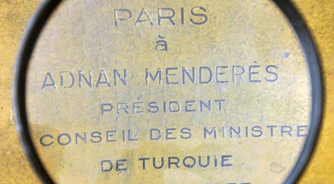 Menderes&#039;in hatırası antikacıda çıktı