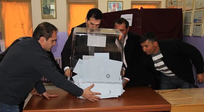 Buralarda oy verme işlemi sona erdi (1 Haziran 2014 seçim sonuç)