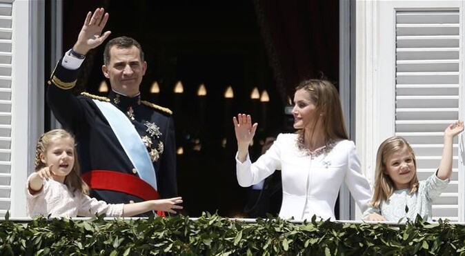 İspanya&#039;da Kral 6. Felipe resmen tahta oturdu