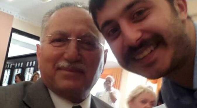 Ekmeleddin İhsanoğlu&#039;ndan ilk selfie