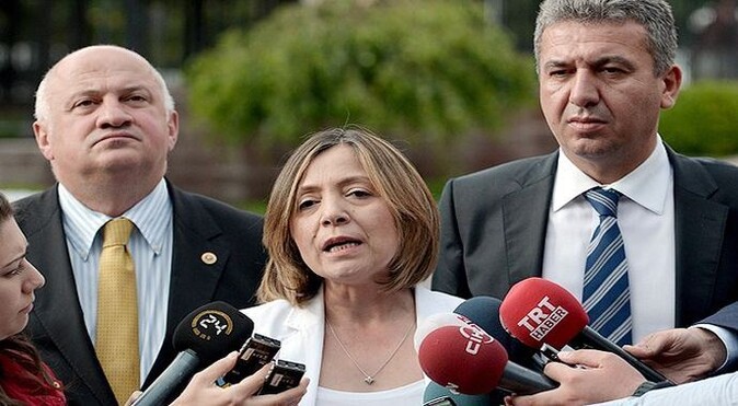 Gül CHP&#039;li milletvekillerini kabul etti