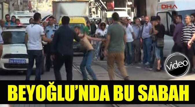 Beyoğlu&#039;nda korku dolu anlar, eline aldığı bıçakla dehşet saçtı