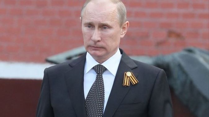 Putin, Ukrayna&#039;nın güneydoğusunun top atışına tutulduğunu söyledi