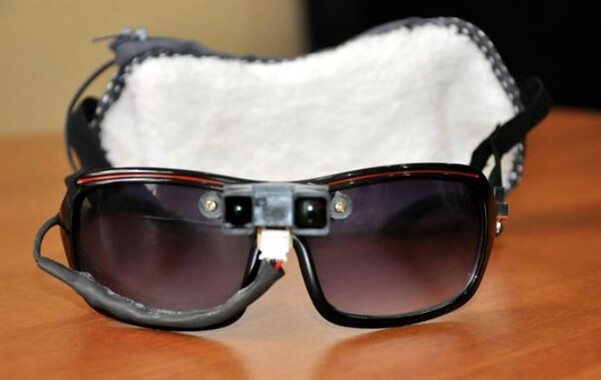 Görme engelliler için &#039;akıllı gözlük&#039; geliştirdiler