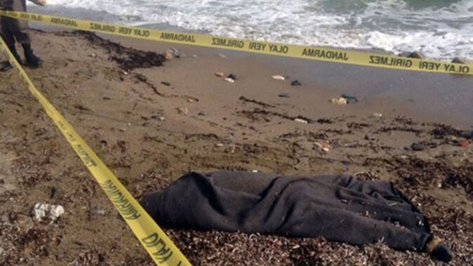 Çanakkale&#039;de denizde ceset bulundu