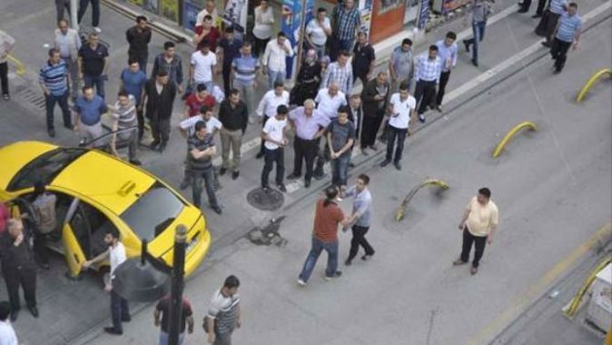 Malatya&#039;da HDP&#039;li grup polise saldırdı