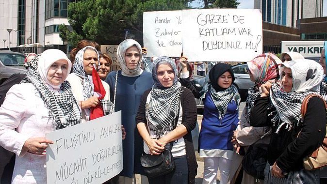 Erdoğan&#039;ın kızı İsrail prtotestolarına katıldı