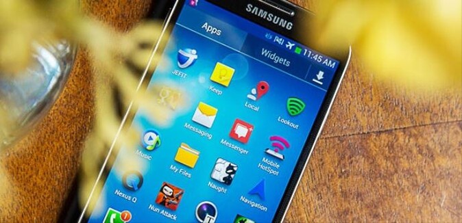 Galaxy S5, Samsung&#039;u hayal kırıklığına uğrattı