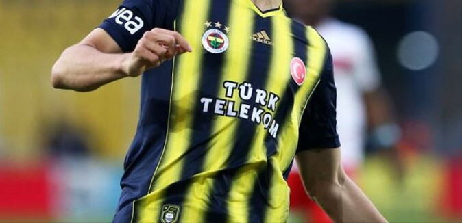 Fenerbahçe&#039;li oyuncu Karabük&#039;e imza attı