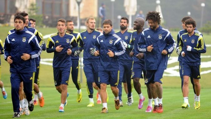 Fenerbahçe&#039;de hazırlıklar devam ediyor