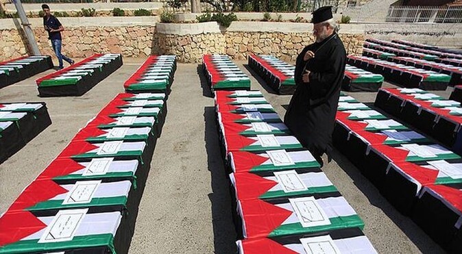 Batı Şeria&#039;da sembolik cenaze töreni