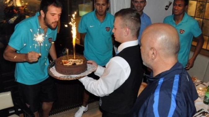 Beşiktaş&#039;ta doğum günü kutlaması