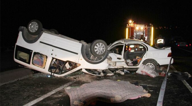 Çankırı&#039;da korkunç trafik kazası: 4 ölü 4 yaralı